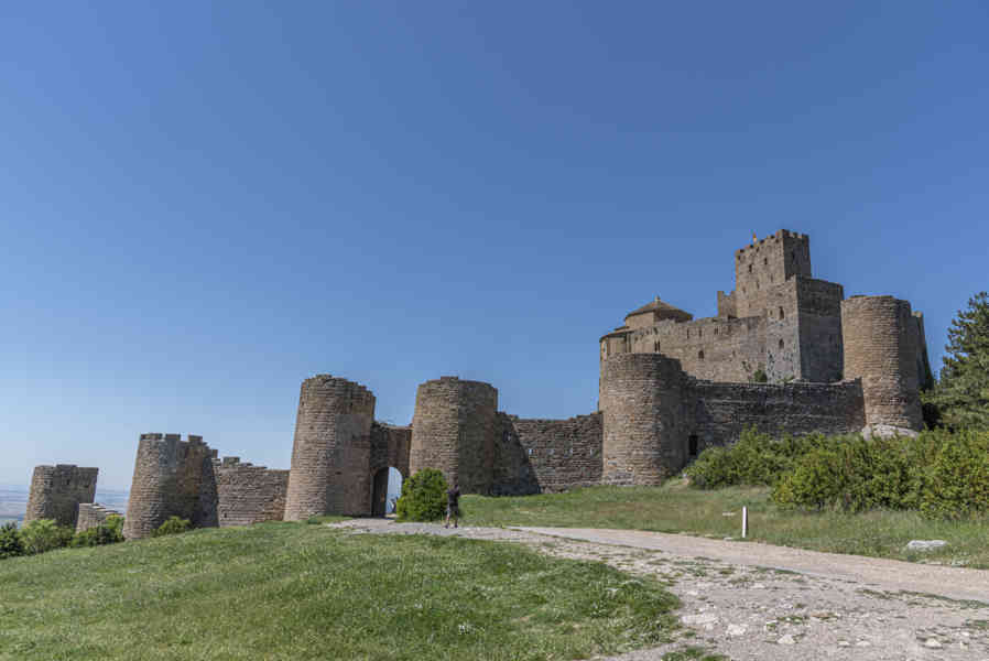 Huesca - Loarre - castillo de Loarre 07.jpg
